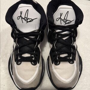 Nike Kyrie Infinity TB shoes